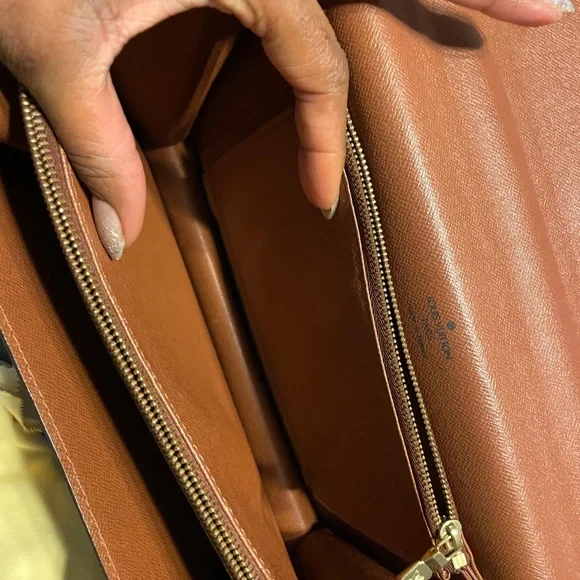 Louis Vuitton Concorde- Collectors Edition - Picture 5 of 16